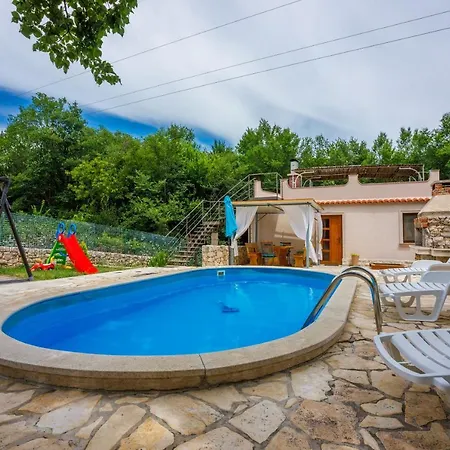 Villa Adry 2