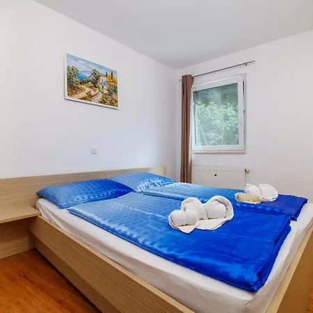 Villa Adry 2 *