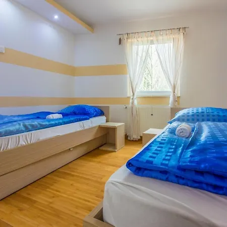 Villa Adry 2 *